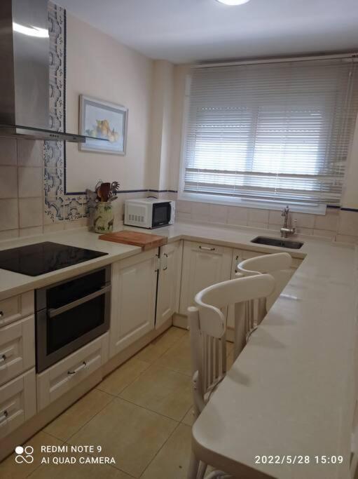 Agradable Adosado Con Piscina Villa เวเฮร์ เด ลา ฟรอนเตรา ภายนอก รูปภาพ