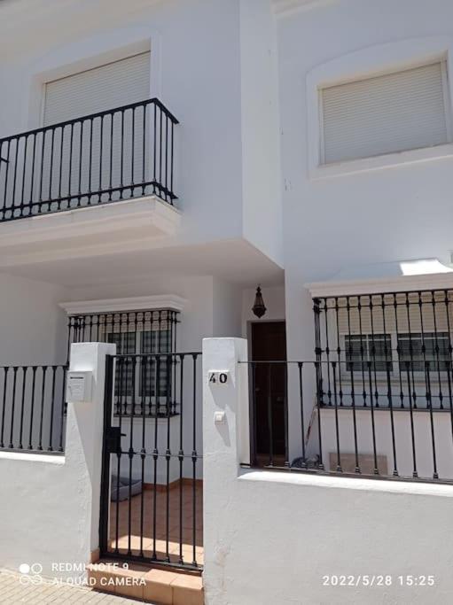 Agradable Adosado Con Piscina Villa เวเฮร์ เด ลา ฟรอนเตรา ภายนอก รูปภาพ